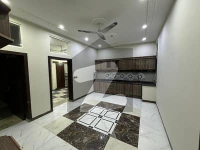 جوبلی ٹاؤن لاہور میں 5 کمروں کا 7 مرلہ مکان 85.0 ہزار میں کرایہ پر دستیاب ہے۔