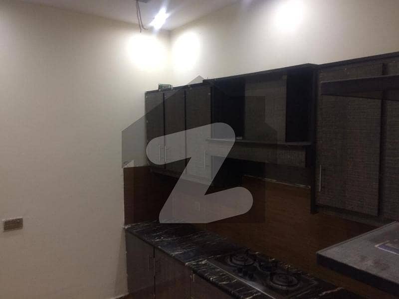 8 marla lower portion for rent in sector b bahria town lahore