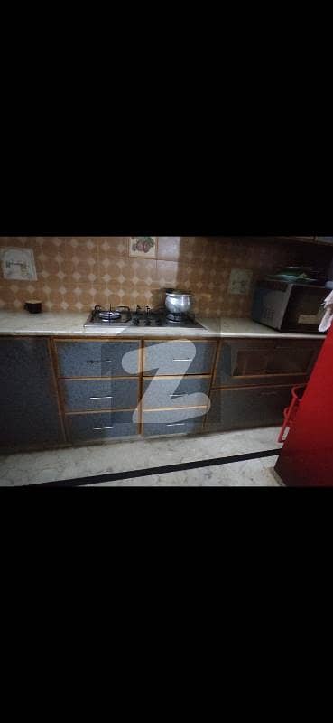 ماڈل کالونی - ملیر ملیر,کراچی میں 2 کمروں کا 5 مرلہ مکان 30.0 ہزار میں کرایہ پر دستیاب ہے۔