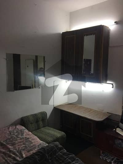 F 10 4 fully furnished room for rent