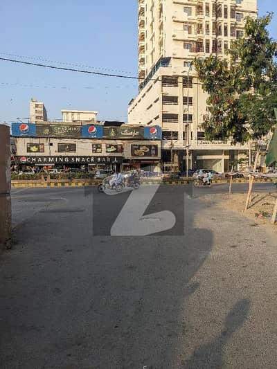کلفٹن ۔ بلاک 8 کلفٹن,کراچی میں 16 مرلہ رہائشی پلاٹ 8.5 کروڑ میں برائے فروخت۔