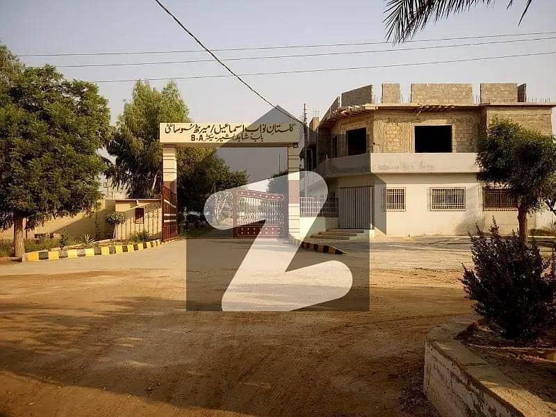 میرٹھ سوسائٹی سکیم 33,کراچی میں 1 کنال رہائشی پلاٹ 4.15 کروڑ میں برائے فروخت۔