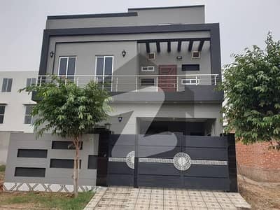 Gulistan Society Brand New House For Sale