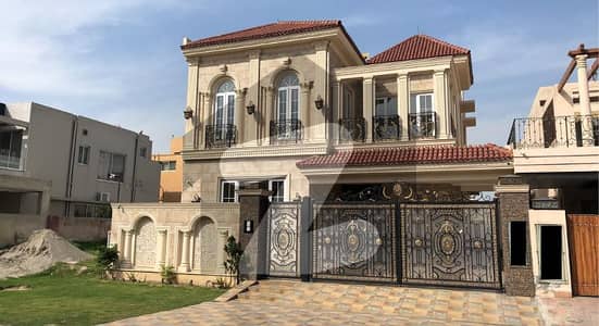 10-Marla Near Khaadi & Hardees Superbly Royal Class Spanish Villa For Sale In DHA Phase 3
