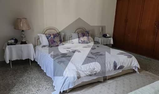 F-10 Sharing room available for rent only single female beautiful location
