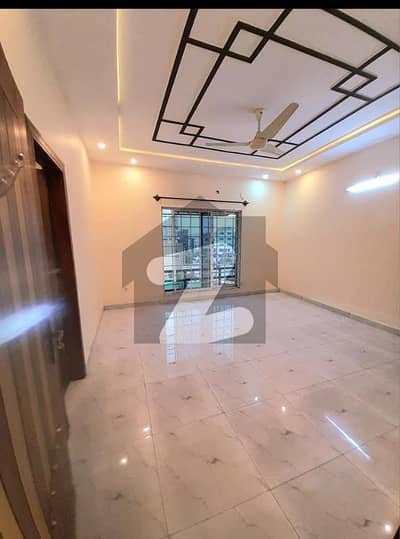 9 Marla Like Brand New Upper Portion For Rent Bahria Town , Rawalpindi