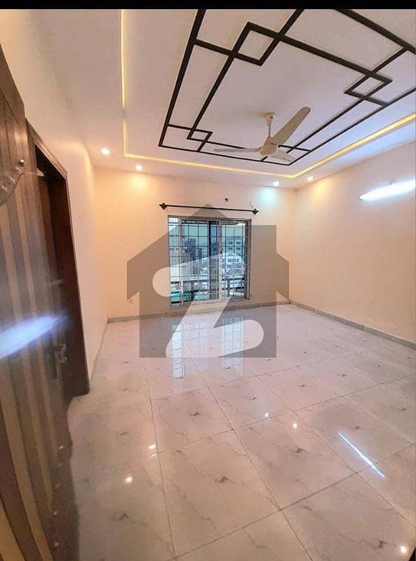 9 Marla Like Brand New Upper Portion For Rent Bahria Town , Rawalpindi
