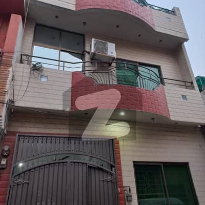 ٹاؤن شپ ۔ سیکٹر اے2 ٹاؤن شپ,لاہور میں 4 کمروں کا 4 مرلہ مکان 1.75 کروڑ میں برائے فروخت۔