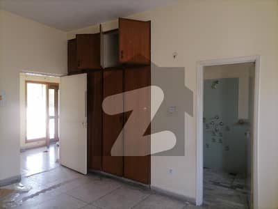 Askari 5 House For rent Sized 12 Marla