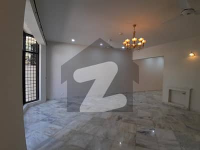 Renovated 4 Bedroom Full House Available In F-7 For Rent