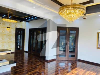 5 Marla House Situated In Bahria Town - Sector D For rent