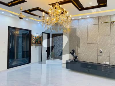 Perfect 5 Marla House In Bahria Town - Sector E For rent
