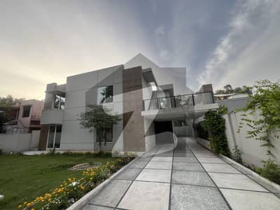 600 Sq. Yds Brand New 05 Bedroom House For Rent At Posh Location