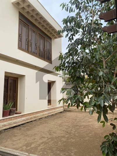 500 Yard Bungalow For Rent 5bed Room