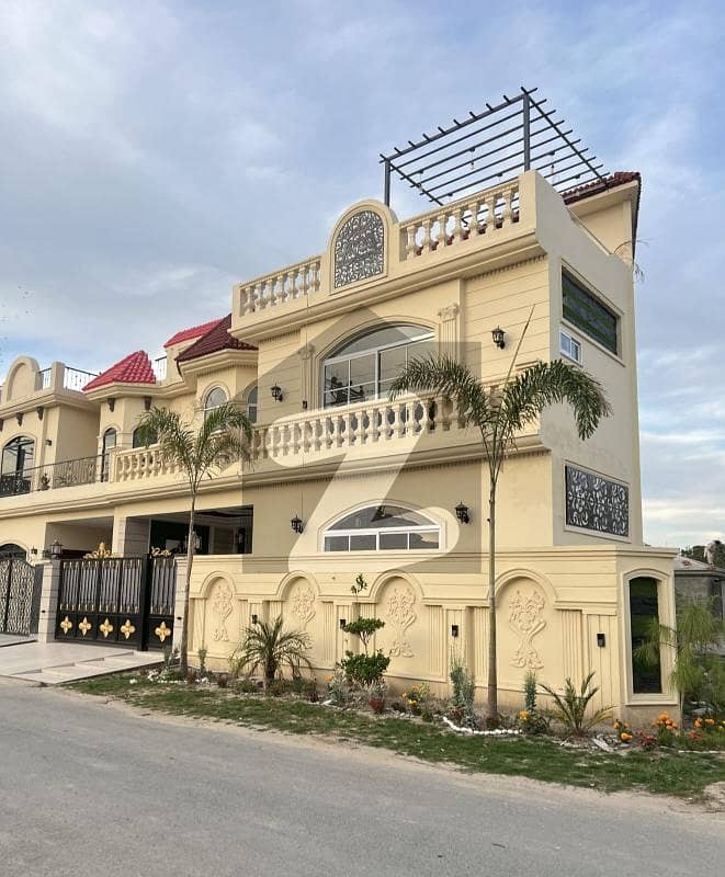 07 Marla Ultra Luxurious Designer House For Sale In Buch Executive Villas Multan