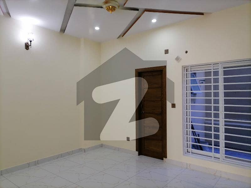 نیول اینکریج - بلاک جی نیول اینکریج,اسلام آباد میں 4 کمروں کا 5 مرلہ مکان 2.47 کروڑ میں برائے فروخت۔