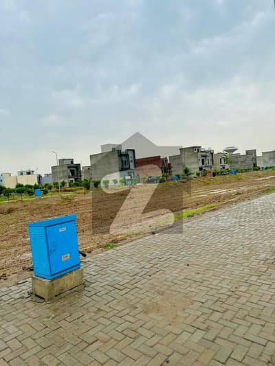 3 MARLA RESIDENTIAL PLOT FOR SALE WITH POSSESSION AL KABIR TOWN PHASE 2