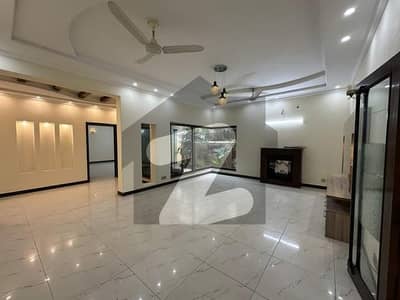 1 Kanal House Slightly Used For Rent In DHA Phase 1 Block-E Lahore.