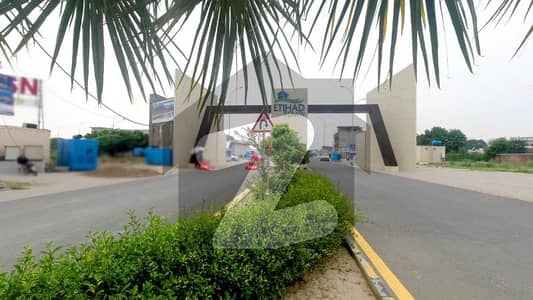6 Marla Corner & Facing Park Commercial Plot For Sale In Block C - Etihad Town Phase 1
