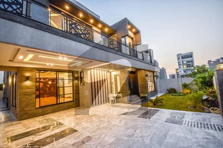Luxurious Contemporary 10 Marla House For Sale In DHA Prime Location
