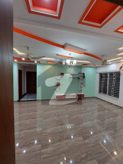 بحریہ نشیمن ۔ آئرس بحریہ نشیمن,لاہور میں 3 کمروں کا 5 مرلہ بالائی پورشن 45.0 ہزار میں کرایہ پر دستیاب ہے۔