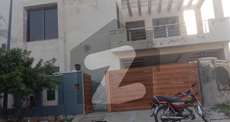 8 marla house for rent in safari villas sector b bahria town lahore