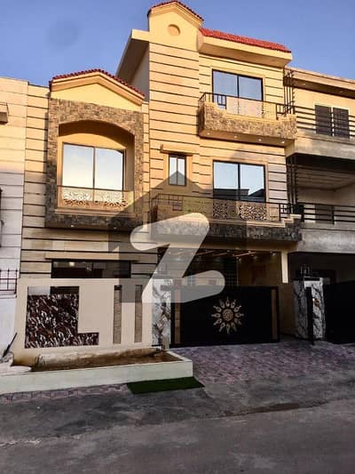 7 Marla Designer House For Sale