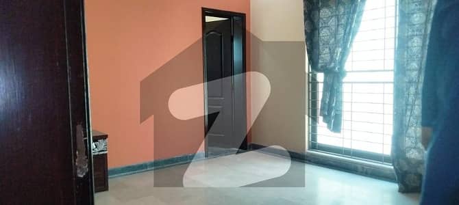 10 MARLA UPPER PORTION FOR RENT IN DHA PHASE 8 AIR REVENUE