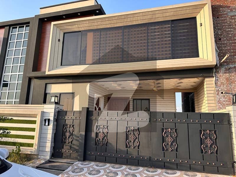 10 Marla Modern House for Sale in Citi Housing Sialkot.