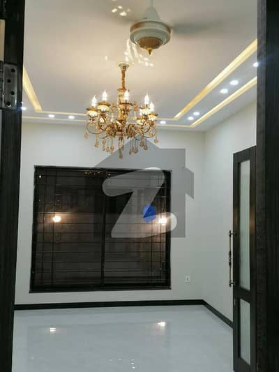 10 Marla Beautiful House With 4 Bedrooms For Rent In DHA Phase 7 |