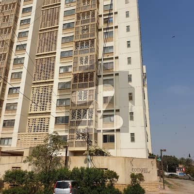 کلفٹن کراچی میں 4 کمروں کا 12 مرلہ فلیٹ 7.25 کروڑ میں برائے فروخت۔