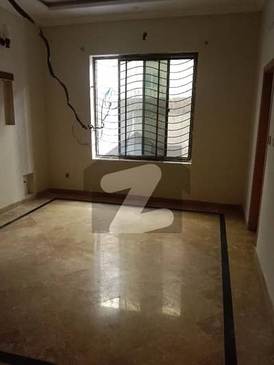 35/70 ground porshan for rent 
g13 islamabad
