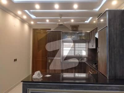 5 MARLA HOUSE AVAILABLE FOR RENT IN BAHRIA TOWN TALHA BLOCK