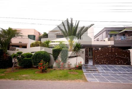 ڈی ایچ اے فیز 3 ڈیفنس (ڈی ایچ اے),لاہور میں 5 کمروں کا 1 کنال مکان 7.8 کروڑ میں برائے فروخت۔