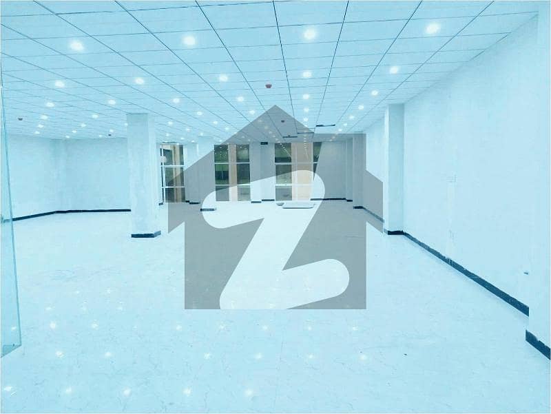 جی ۔ 8 مرکز جی ۔ 8,اسلام آباد میں 3 کنال عمارت 25.0 لاکھ میں کرایہ پر دستیاب ہے۔