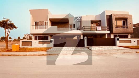 بحریہ ٹاؤن فیز 8 بحریہ ٹاؤن راولپنڈی,راولپنڈی میں 4 کمروں کا 11 مرلہ مکان 4.25 کروڑ میں برائے فروخت۔