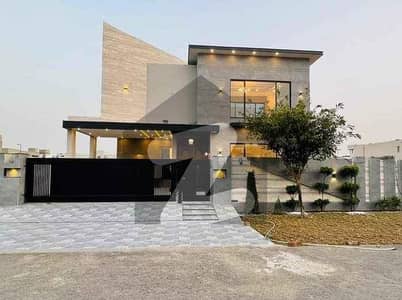 1 kanal Luxurious Bungalow for rent in dha Phase 6 F block