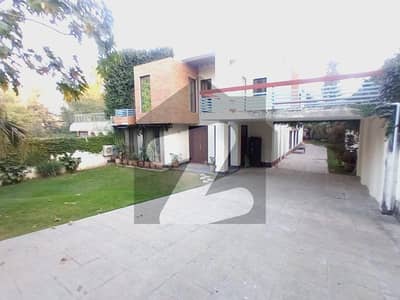 Fully Renovated 5 Beds Luxury House For Rent In F7