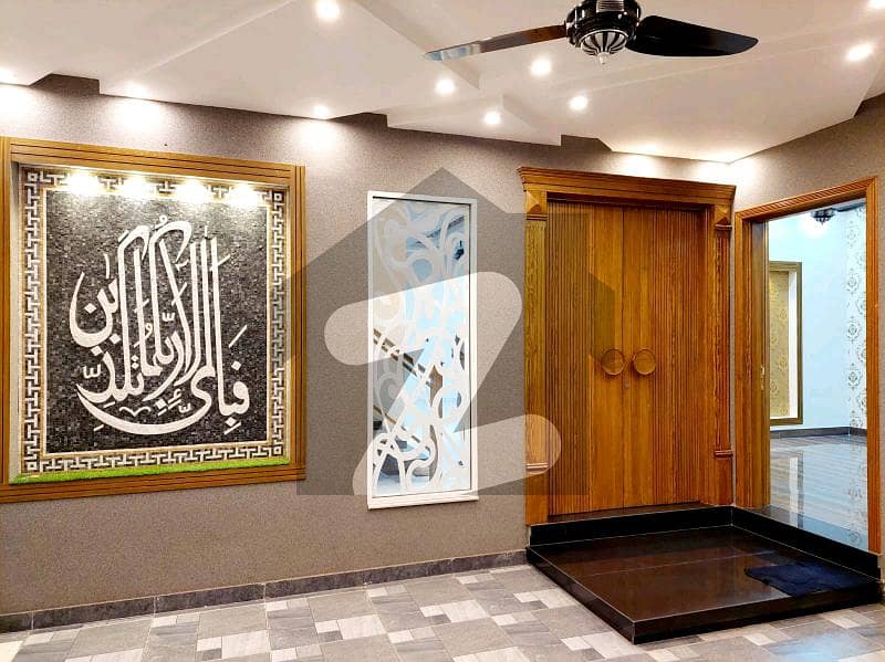 ایڈن ویلی فیصل آباد میں 4 کمروں کا 8 مرلہ مکان 3.65 کروڑ میں برائے فروخت۔ ایڈن ویلی فیصل آباد میں 4 کمروں کا 8 مرلہ مکان 3.65 کروڑ میں برائے فروخت۔