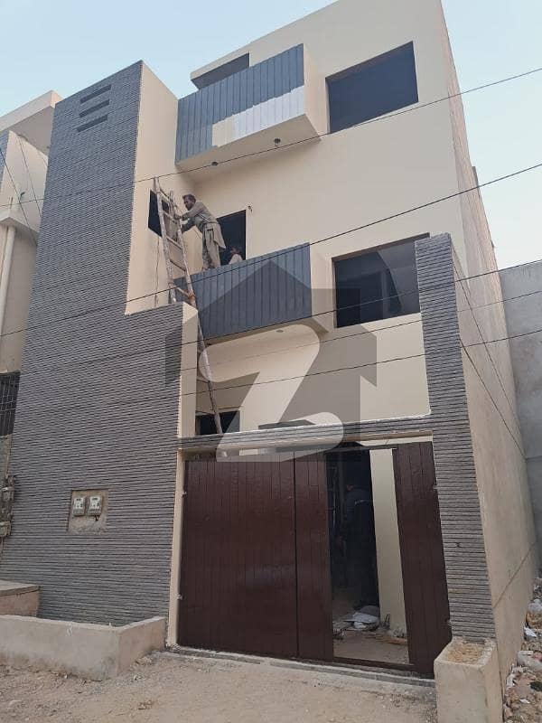 ڈی ایچ اے فیز 7 ڈی ایچ اے ڈیفینس,کراچی میں 6 کمروں کا 4 مرلہ مکان 4.0 کروڑ میں برائے فروخت۔