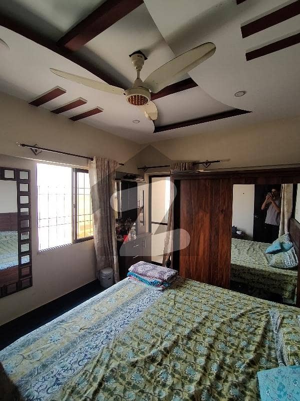 کراچی یونیورسٹی ہاؤسنگ سوسائٹی سکیم 33,کراچی میں 4 کمروں کا 5 مرلہ مکان 2.8 کروڑ میں برائے فروخت۔
