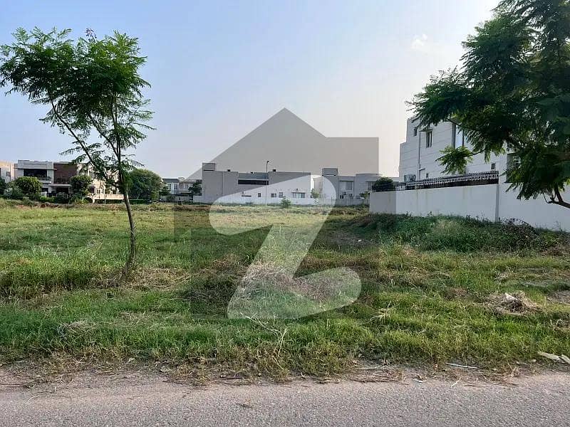 3Kanal Top Location Plots Carpeted Road Block R Phase 7 DHA Lahore For Sale