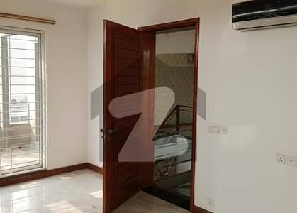 1 Kanal Upper Portion Available For Rent In DHA Phase 7 Lahore