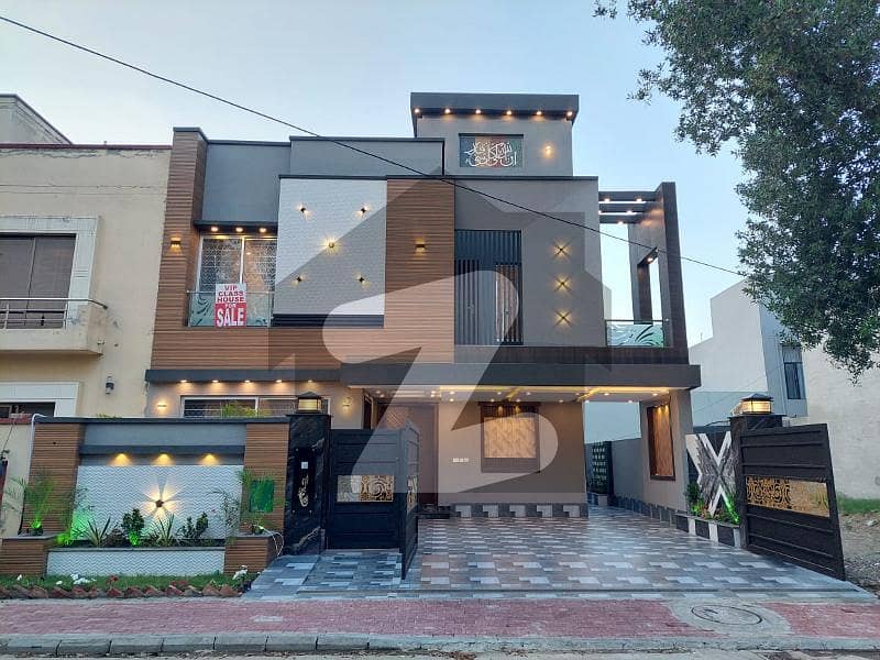 10 Marla Luxury House For Sale In Sector C, Bahria Town, Lahore