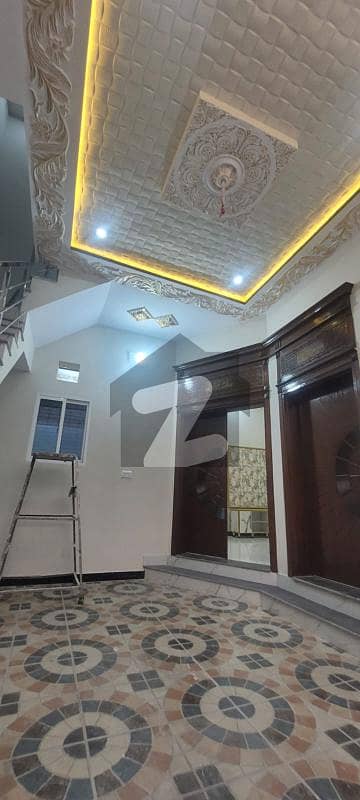 خان کالونی شیخوپورہ میں 5 کمروں کا 4 مرلہ مکان 1.4 کروڑ میں برائے فروخت۔