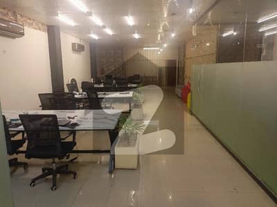 جوہر ٹاؤن فیز 2 جوہر ٹاؤن,لاہور میں 12 مرلہ دفتر 1.4 لاکھ میں کرایہ پر دستیاب ہے۔