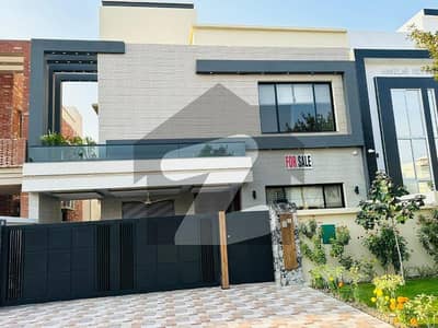 10 Marla 80 feet Road Super Hot Location Luxury House In Central Bloc Ready For Possession All Facilities Are Available Here For Sale In Reasonable Price