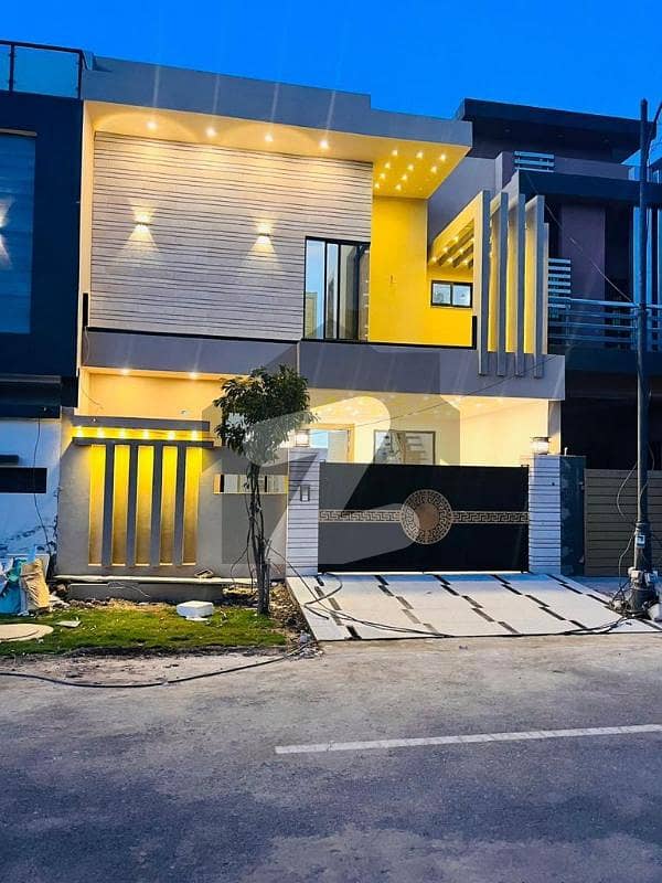 Brand New House Vip For Rent