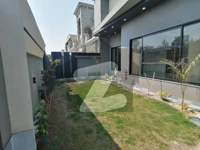 Prime Location House For rent Is Readily Available In Prime Location Of Wapda Town Phase 1