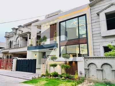 10 Marla brand new beautiful house for sale in royal Orchid Multan